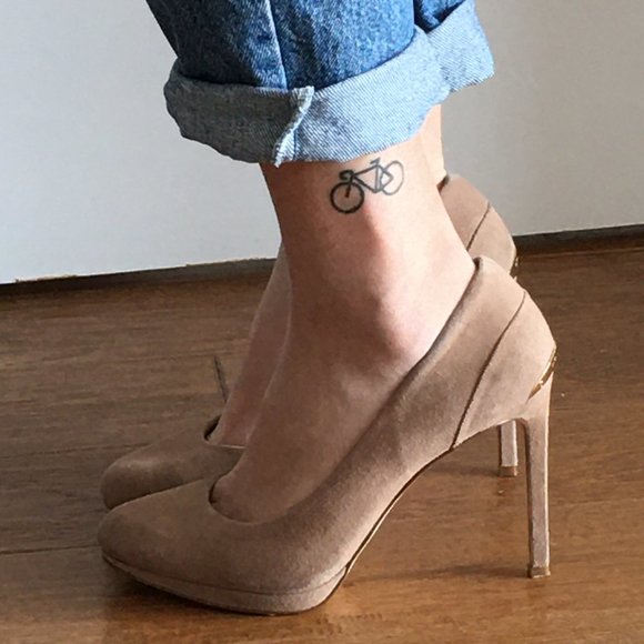Tan suede high heels Michael Kors - Picture 2 of 5